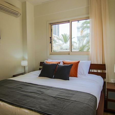 Phaedrus Living City View Luxury Iras Flat 102 Nikosia Eksteriør bilde