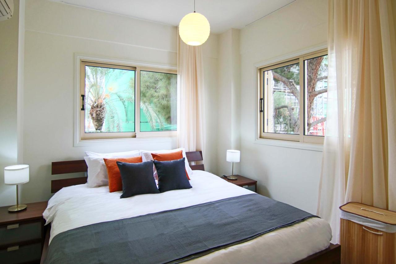 Phaedrus Living City View Luxury Iras Flat 102 Nikosia Eksteriør bilde