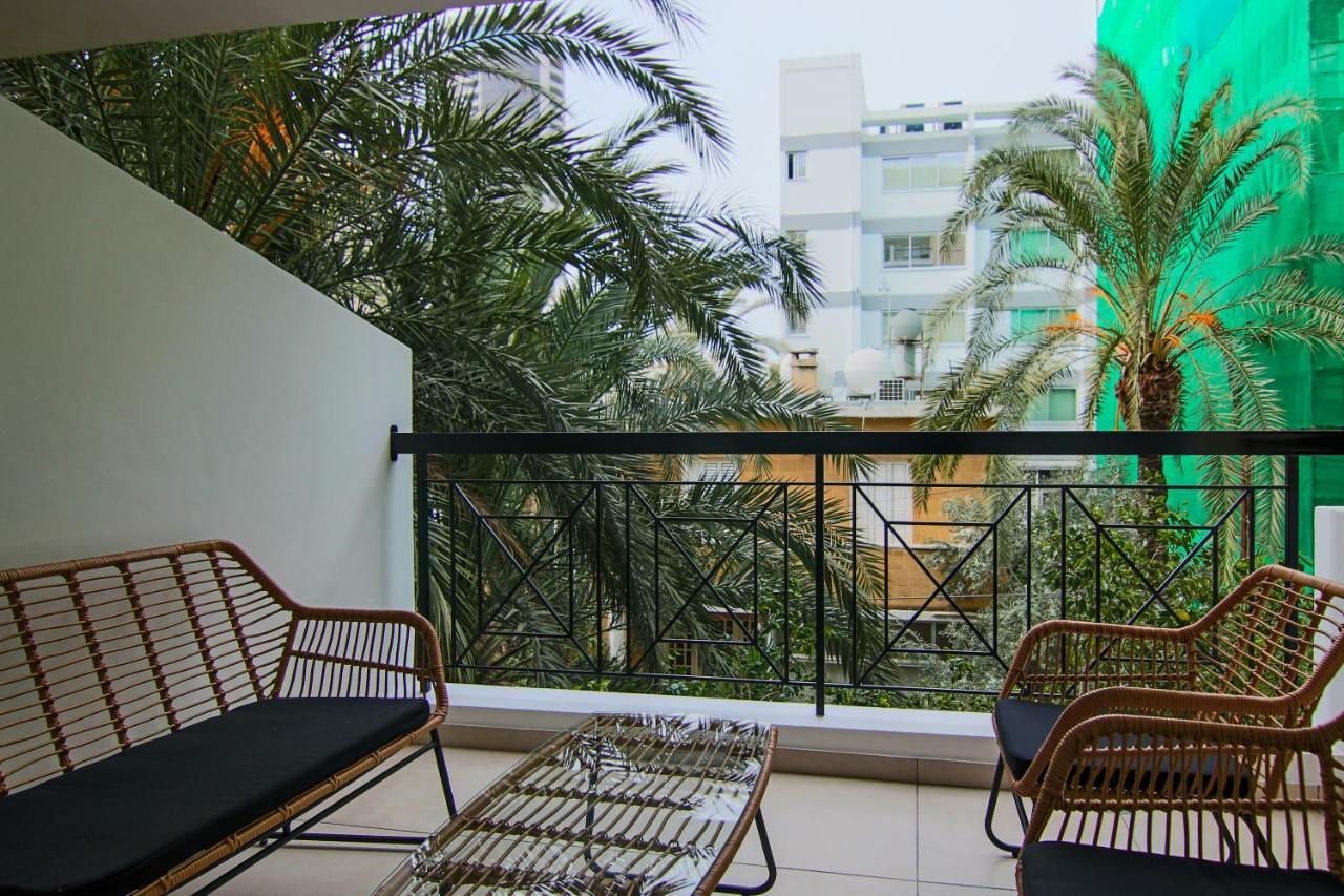 Phaedrus Living City View Luxury Iras Flat 102 Nikosia Eksteriør bilde